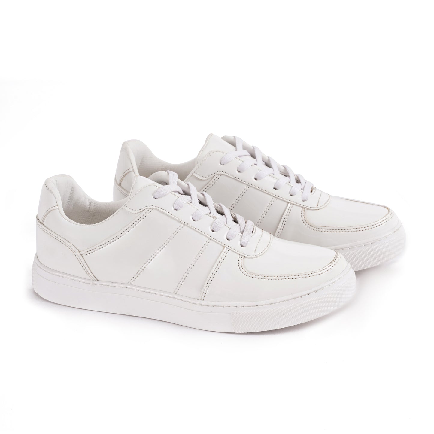 Low Top Laced Sneaker